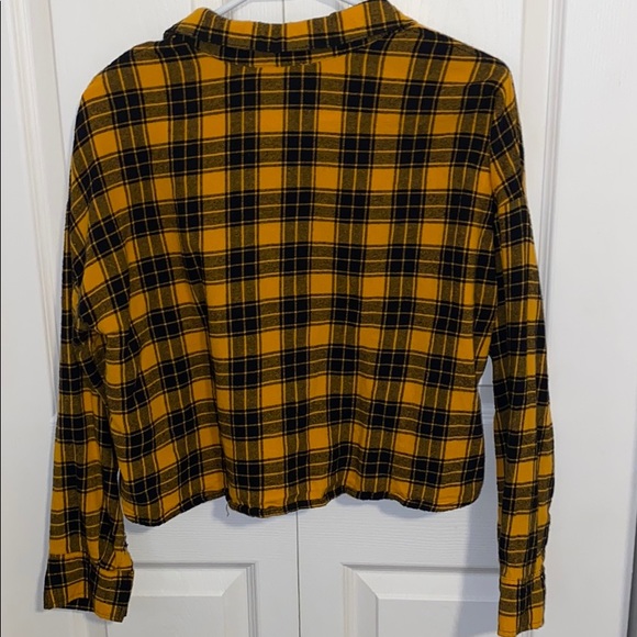 Yellow and Black Striped Long Sleeve Top - Picture 2 of 2
